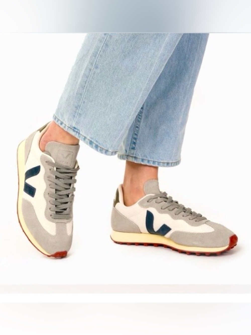 VEJA Rio Branco Alveomesh Navy US7 EUR38 NEW